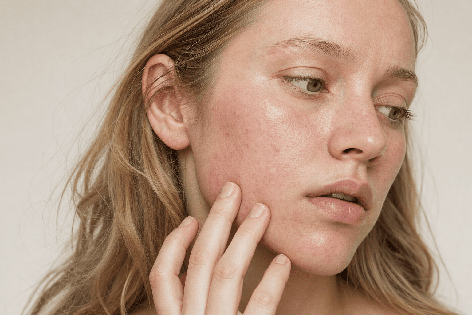 Why does my skin itch after skincare?