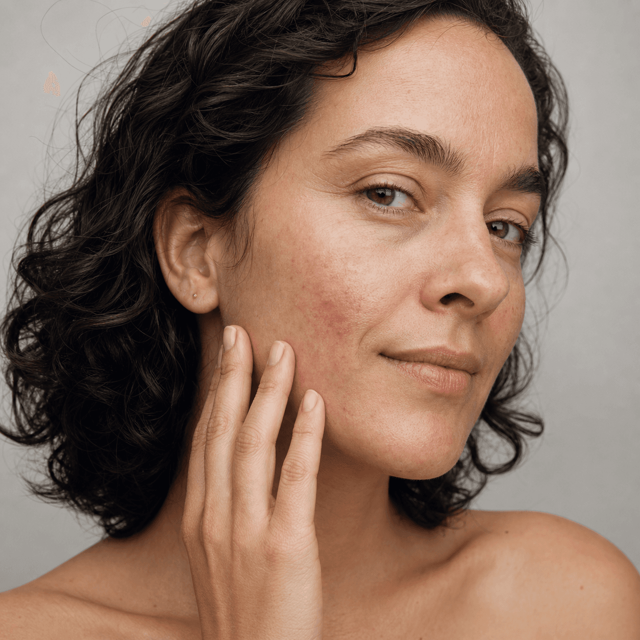Émulsifiants dans les soins : ce que la peau sensible doit savoir