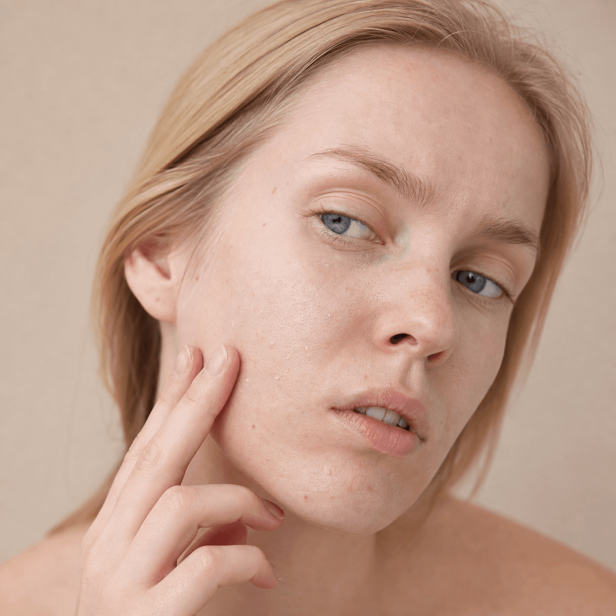 Why does moisturiser pill? How to stop the little flakes